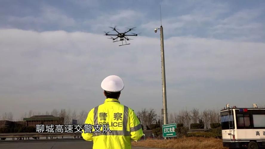 聊城高速交警 以“智”戰“疫” 點亮齊魯交通新時速
